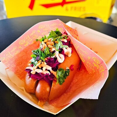 Pups Hot Dogs pitää huolen siitä, että matkalle ei tarvitse lähteä nälkäisenä <b>Pups Hot Dogs pitää huolen siitä, että matkalle ei tarvitse lähteä nälkäisenä</b><br>Meiltä löydät kolme herkullista vaihtoehtoa: original, korean ja chorizo con carne.