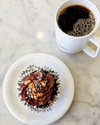 Viihtyisä kahvihetki odottaa sinua Bistro O:ssa <b>Viihtyisä kahvihetki odottaa sinua Bistro O:ssa</b><br>Olitpa sitten lähdössä laivamatkalle tai muuten vain lähistöllä.